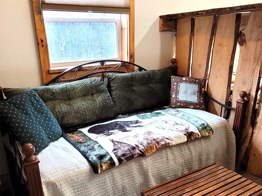 creekside-cabin-couch